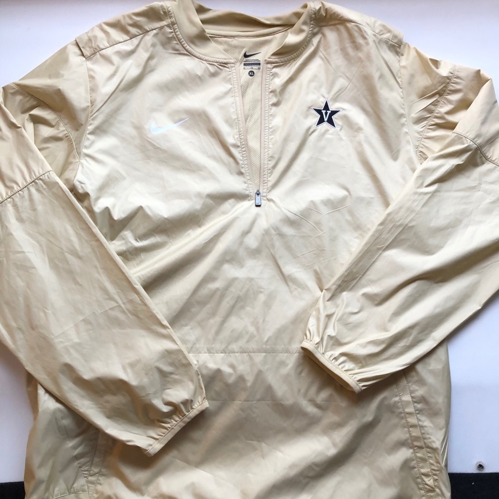 Nike Drifit Vanderbilt windbreaker